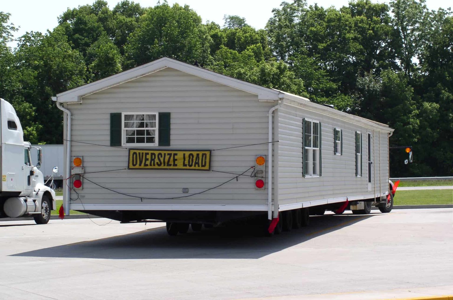 3-Step Guide to Transporting a Mobile Home Safely and Securely ...