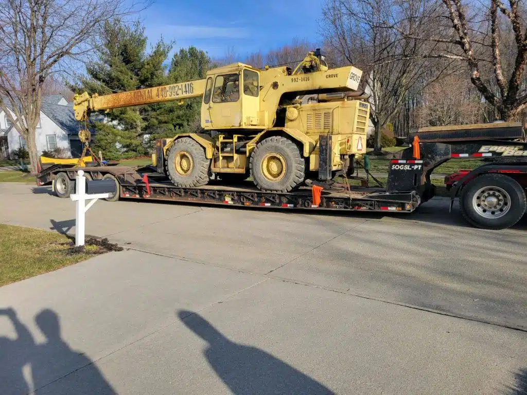 What is a Lowboy Trailer? 3 Different Types 2 Specifications and Dimensions of Lowboy Trailers