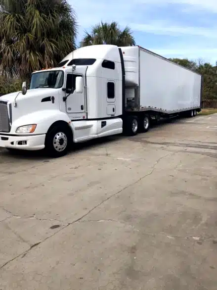 What is a Live Load in Trucking? Advantages and Disadvantages 2 IMG 2438