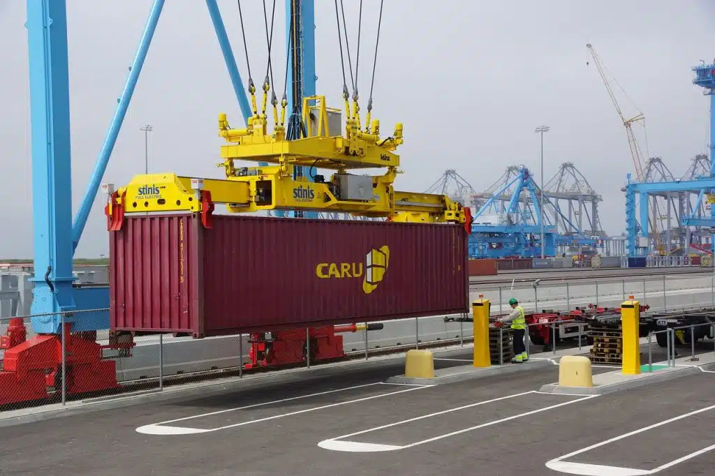 How To Move a Shipping Container? Find Out 3 Efficient Ways 3 container 2018508 1280