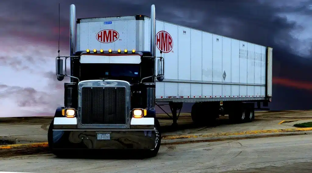 Box Truck Weight Limit: Limitations and Overloading Impacts 3 transport 4916922 1280