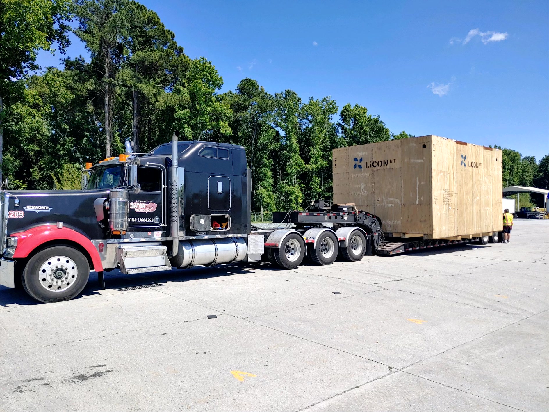 Best Practices for Heavy Equipment Shipping in Florida